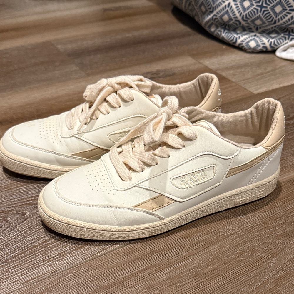 Women's Cream Sneakers